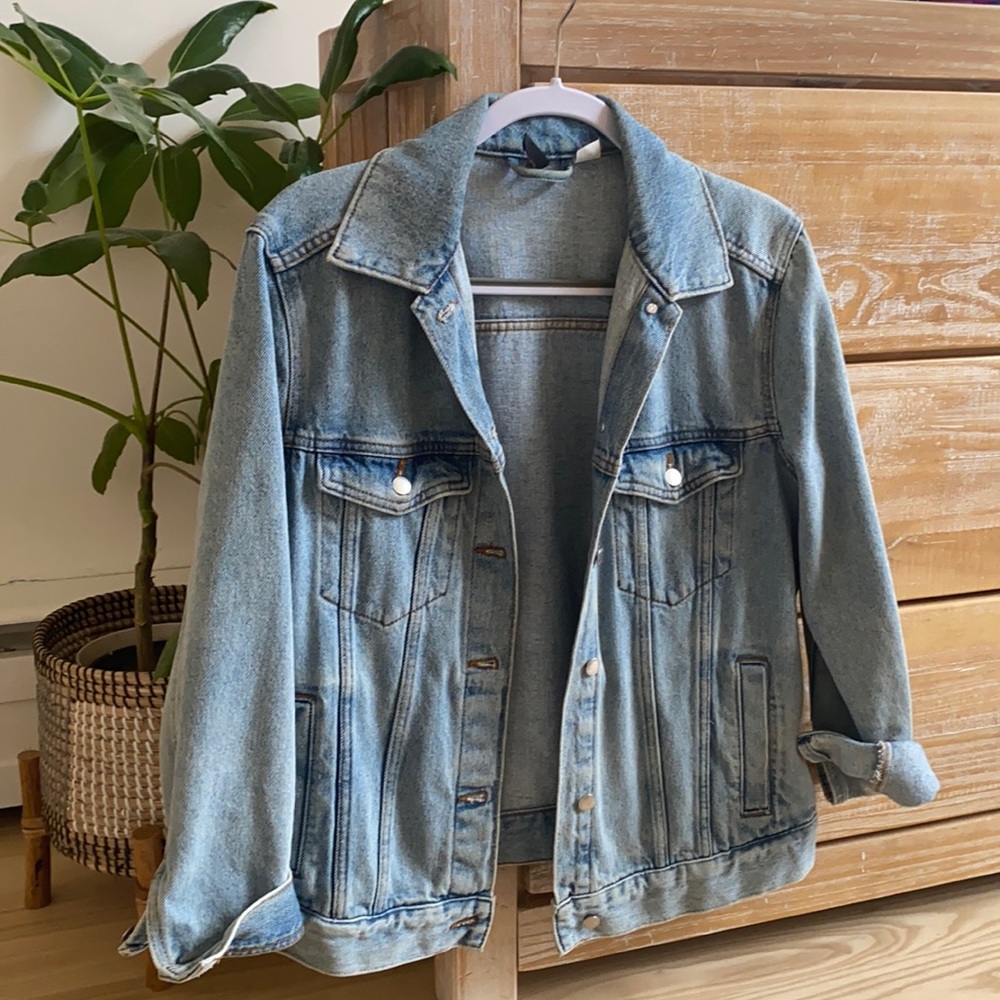 H&M jean jacket. Size small